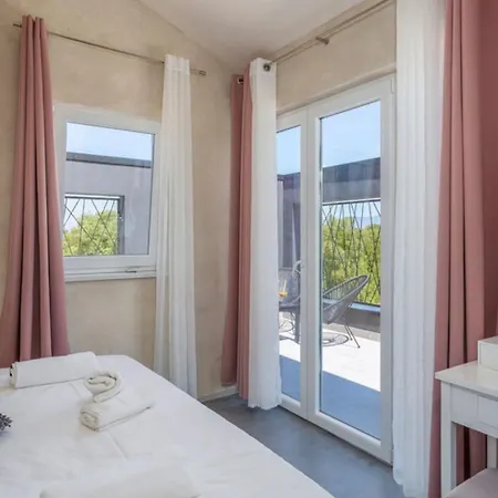 Villa Luxury Exclusive By Guide *